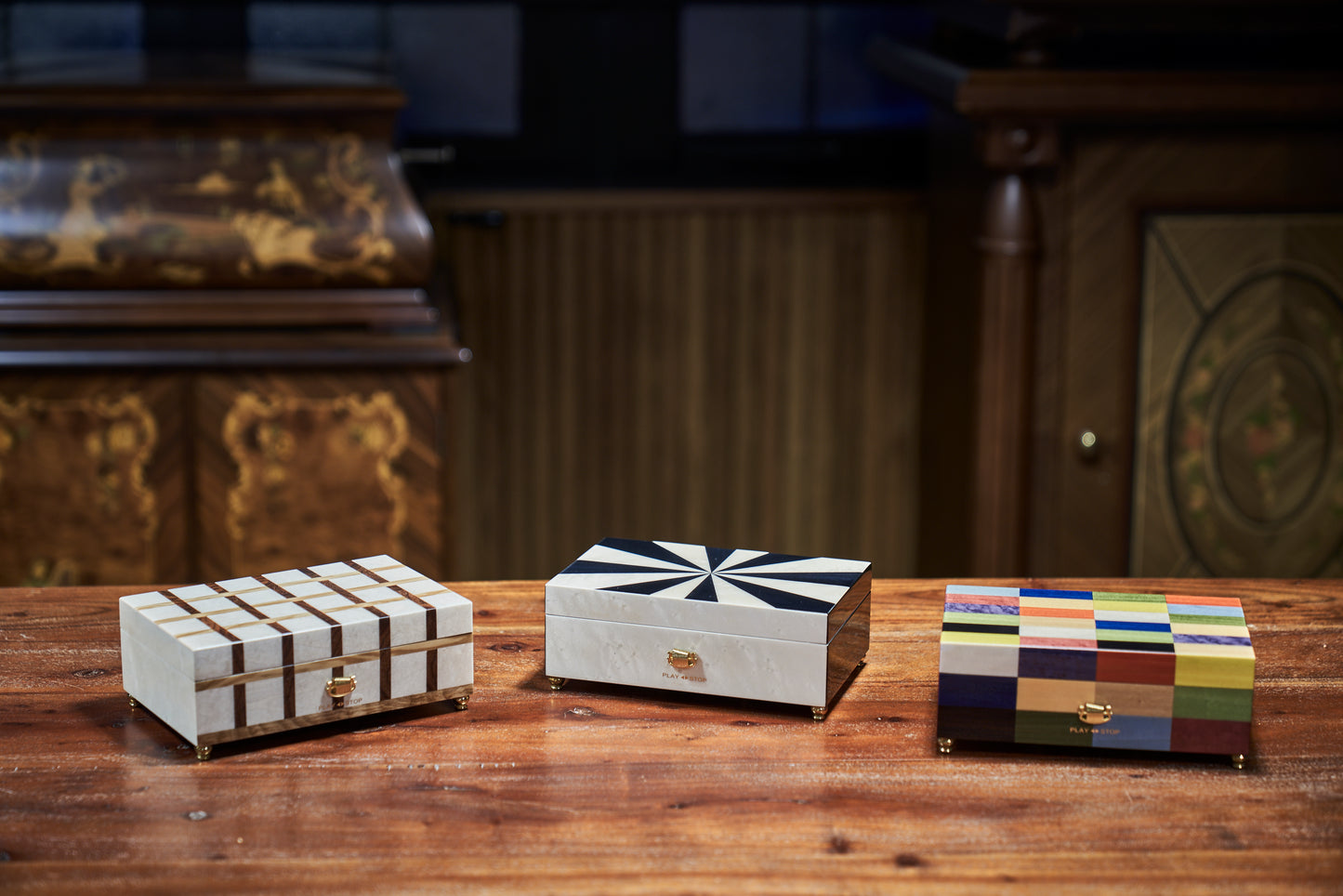 【曲が選べる・誕生日に人気】【EX190I】30弁 ORPHEUS イタリア象嵌小物入れ付き 格子|高級仕上げオルゴール プレゼント お祝いギフト